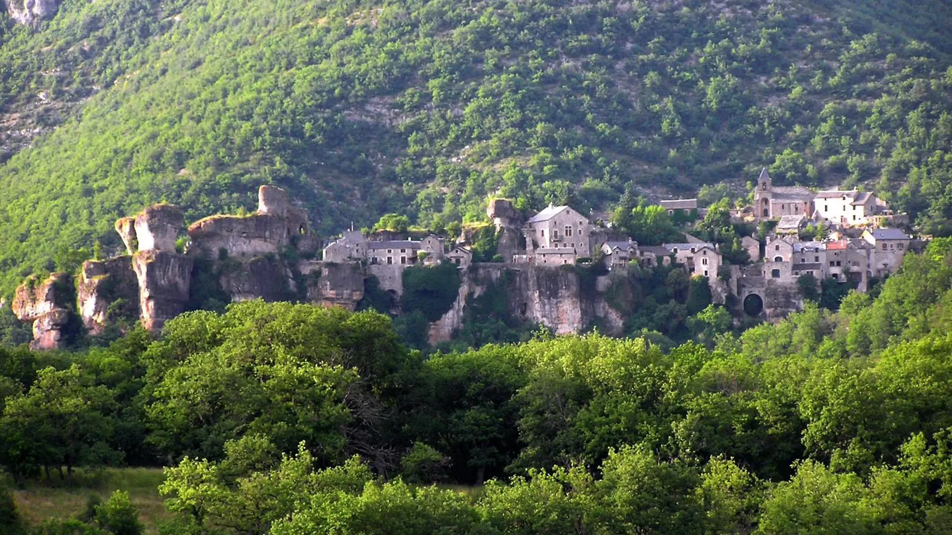Gites Castel De Cantobre - Le Griffon