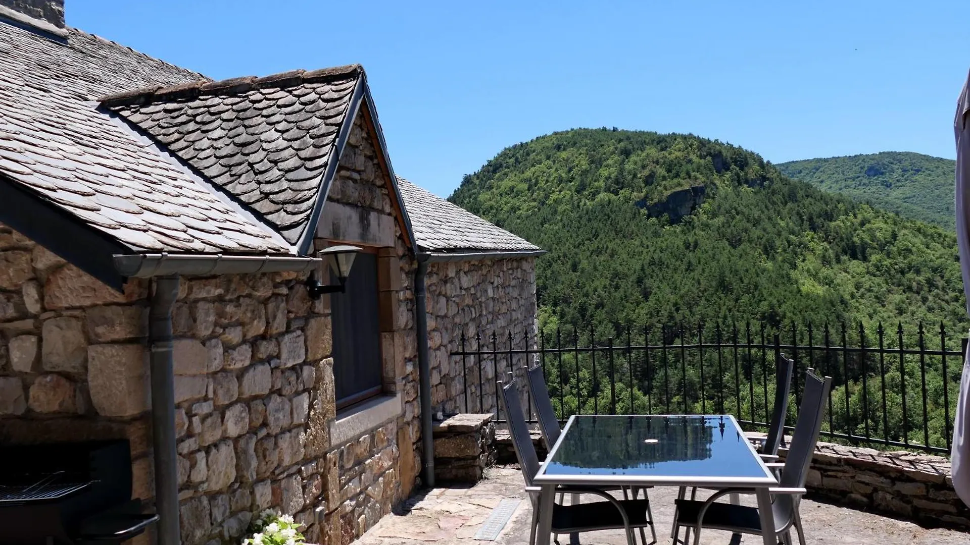 Gites Castel De Cantobre - Le Griffon Σπίτι διακοπών
