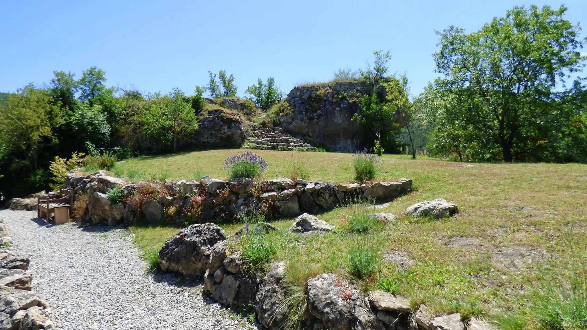 Gites Castel De Cantobre - Le Griffon